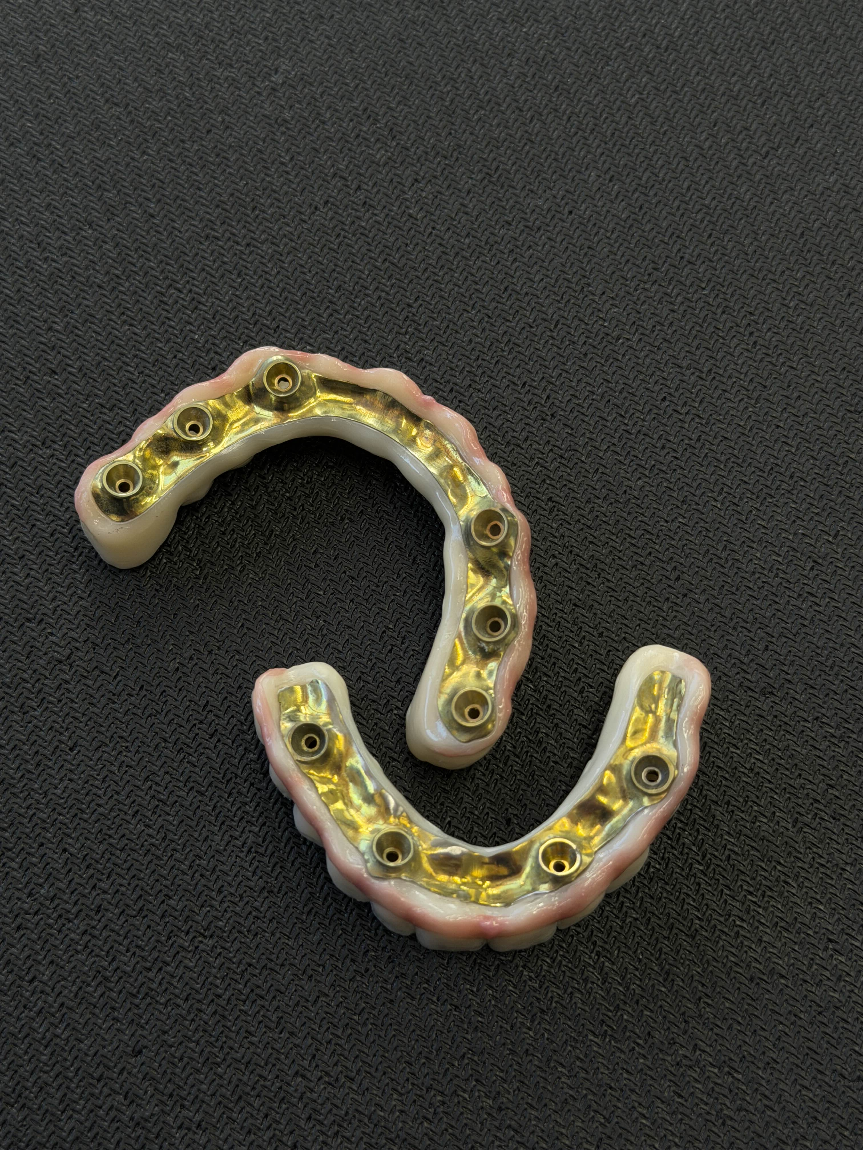 Титаниев бар